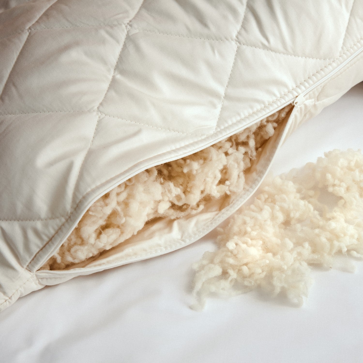 Deluxe Washable Wool Pillow