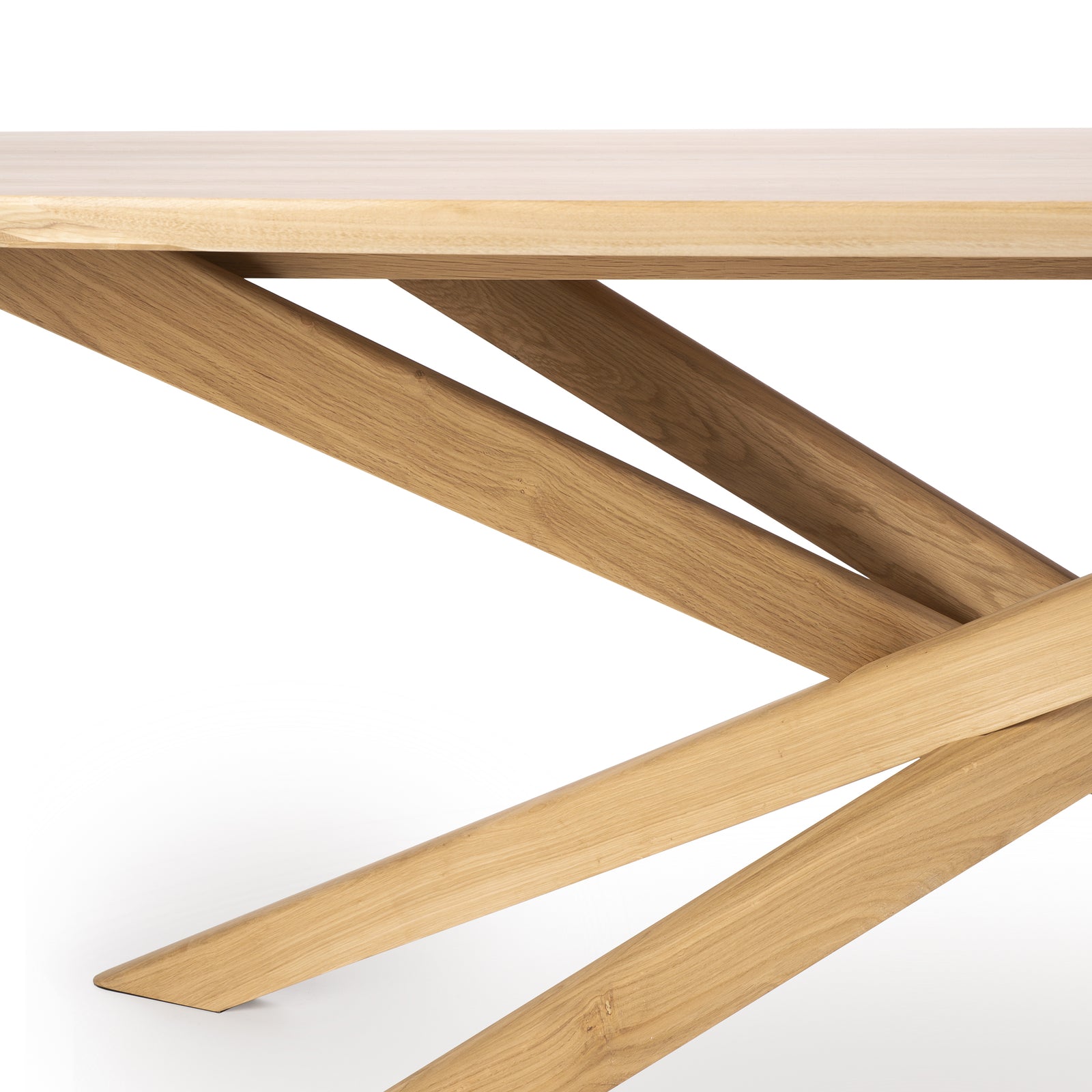 Mikado Oval Table