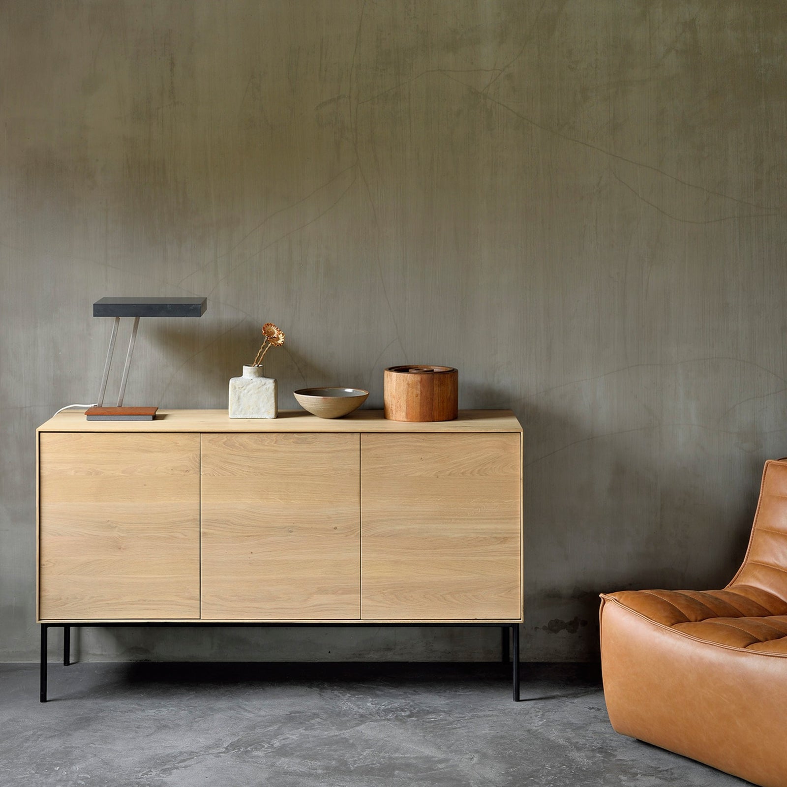 Oak Whitebird Sideboard